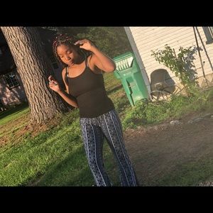 Meet your Posher, Sariyah